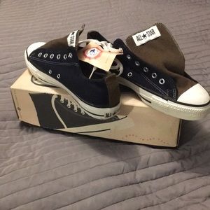 Converse All Star Low Cut/Color Navy & Loden. Wool